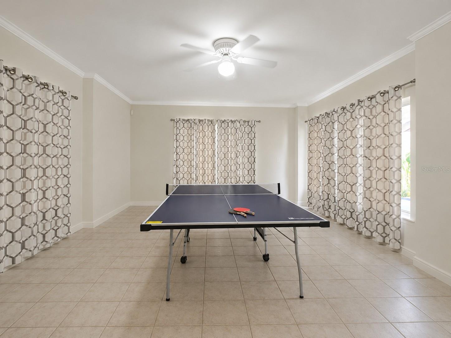 140 50th St Property Photo 31