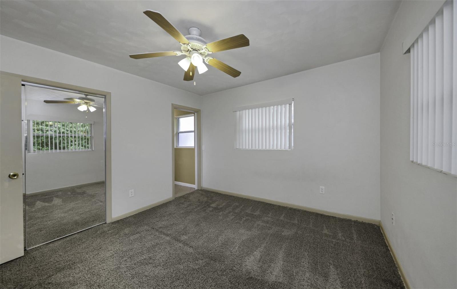 2077 Druid Rd E Property Photo 33