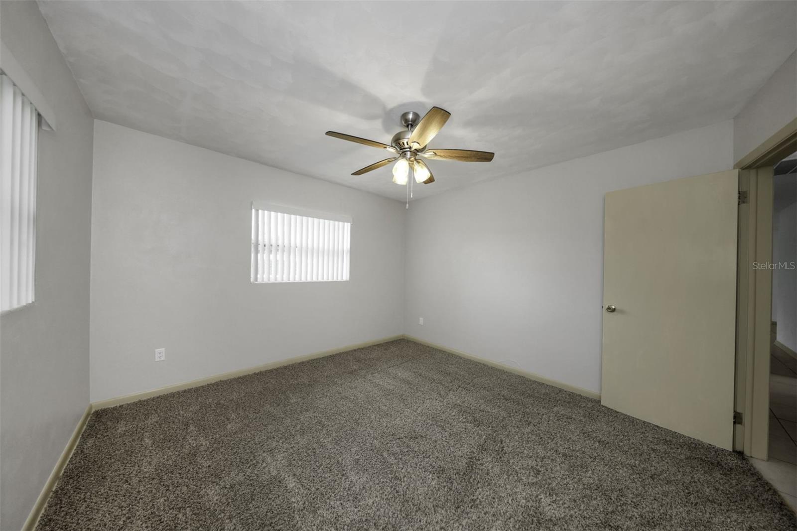 2077 Druid Rd E Property Photo 54