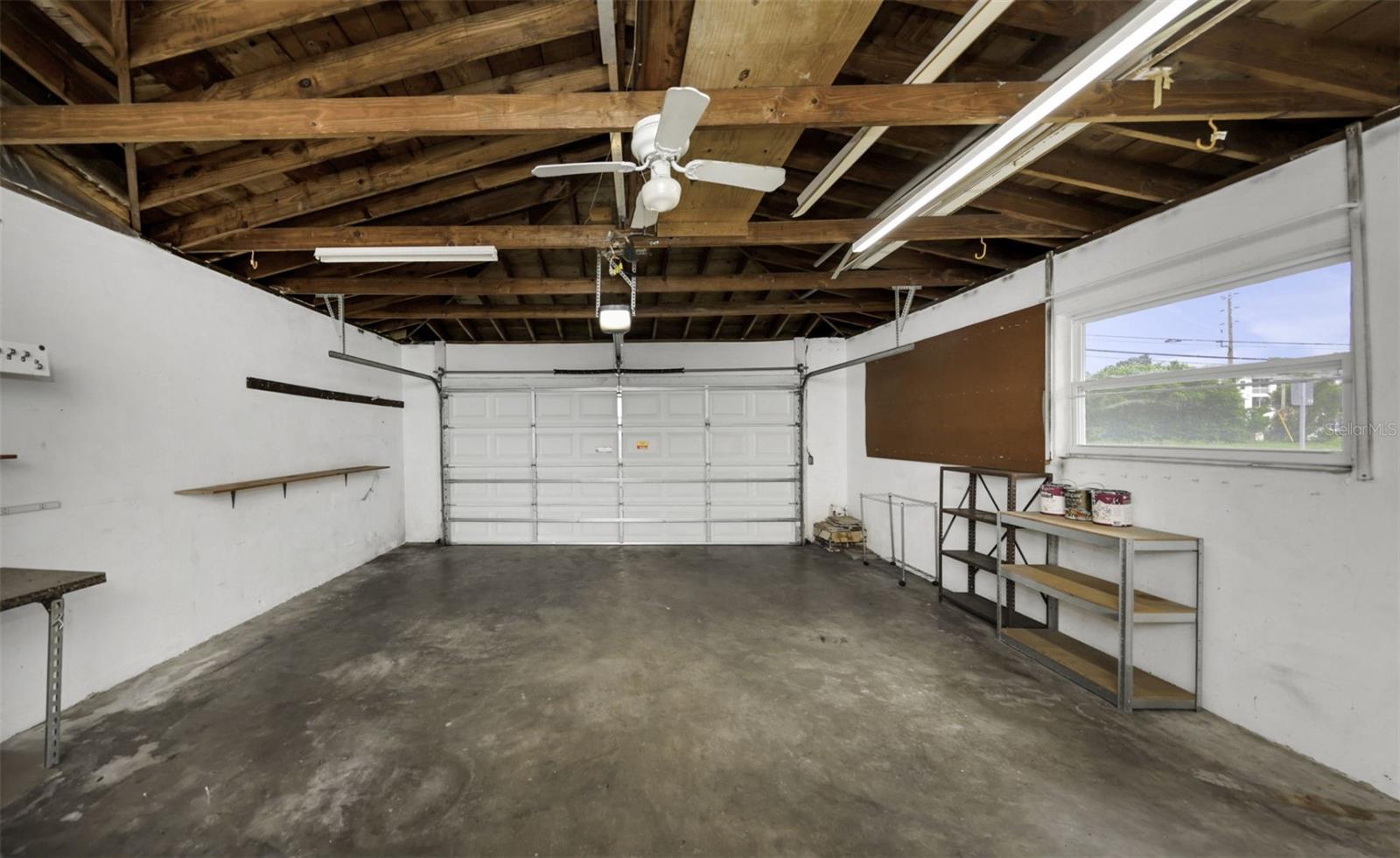 2077 Druid Rd E Property Photo 65