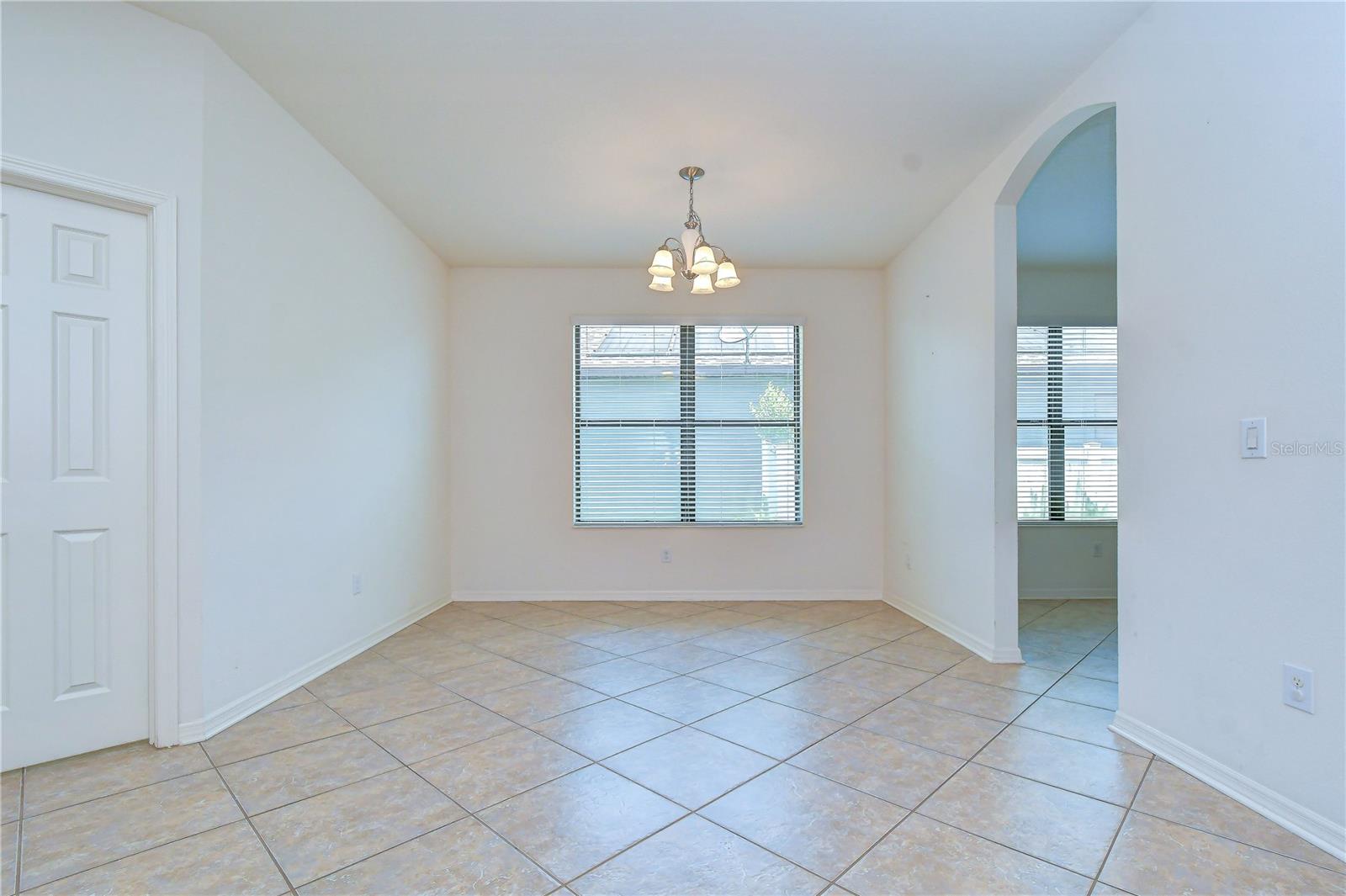 8443 White Poplar Dr Property Photo 27