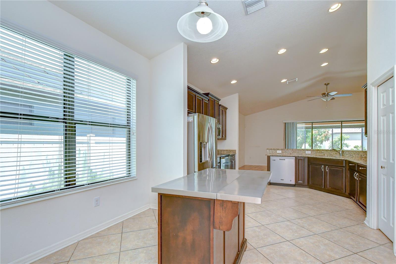 8443 White Poplar Dr Property Photo 33