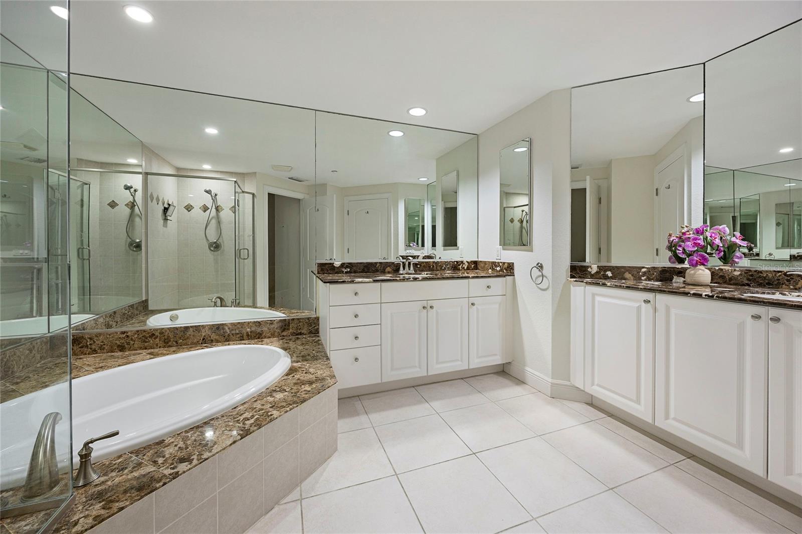 14041 Bellagio Way #214 Property Photo 24