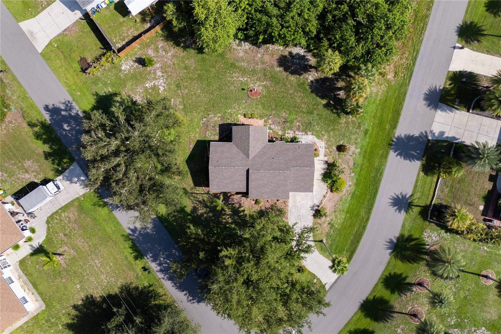 6232 Roberta Dr Property Photo 3