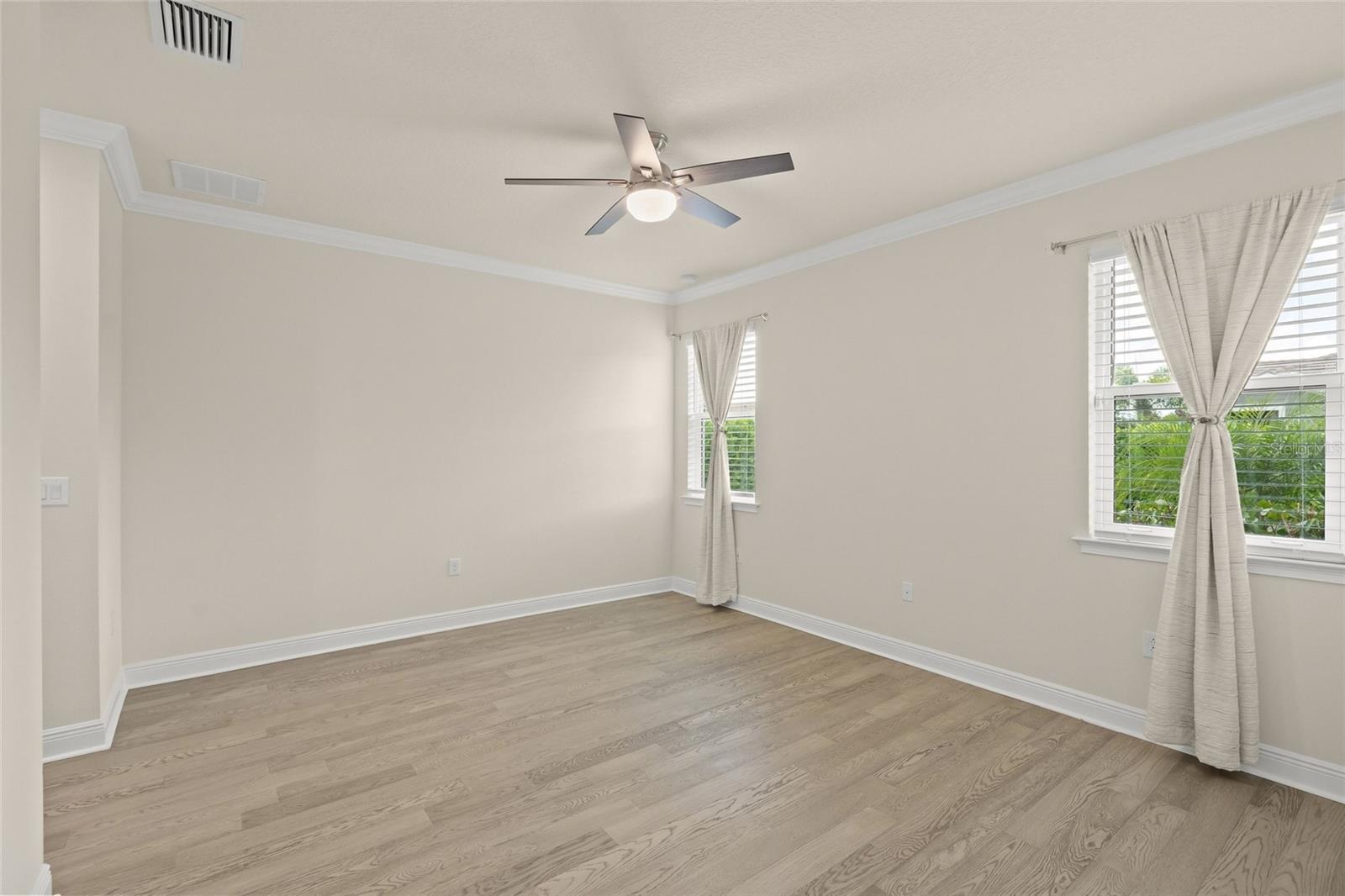 5690 Long Shore Loop Property Photo 14