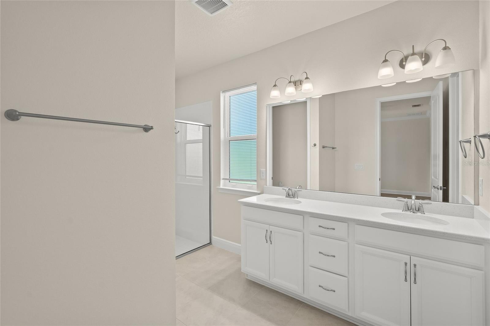 5690 Long Shore Loop Property Photo 16