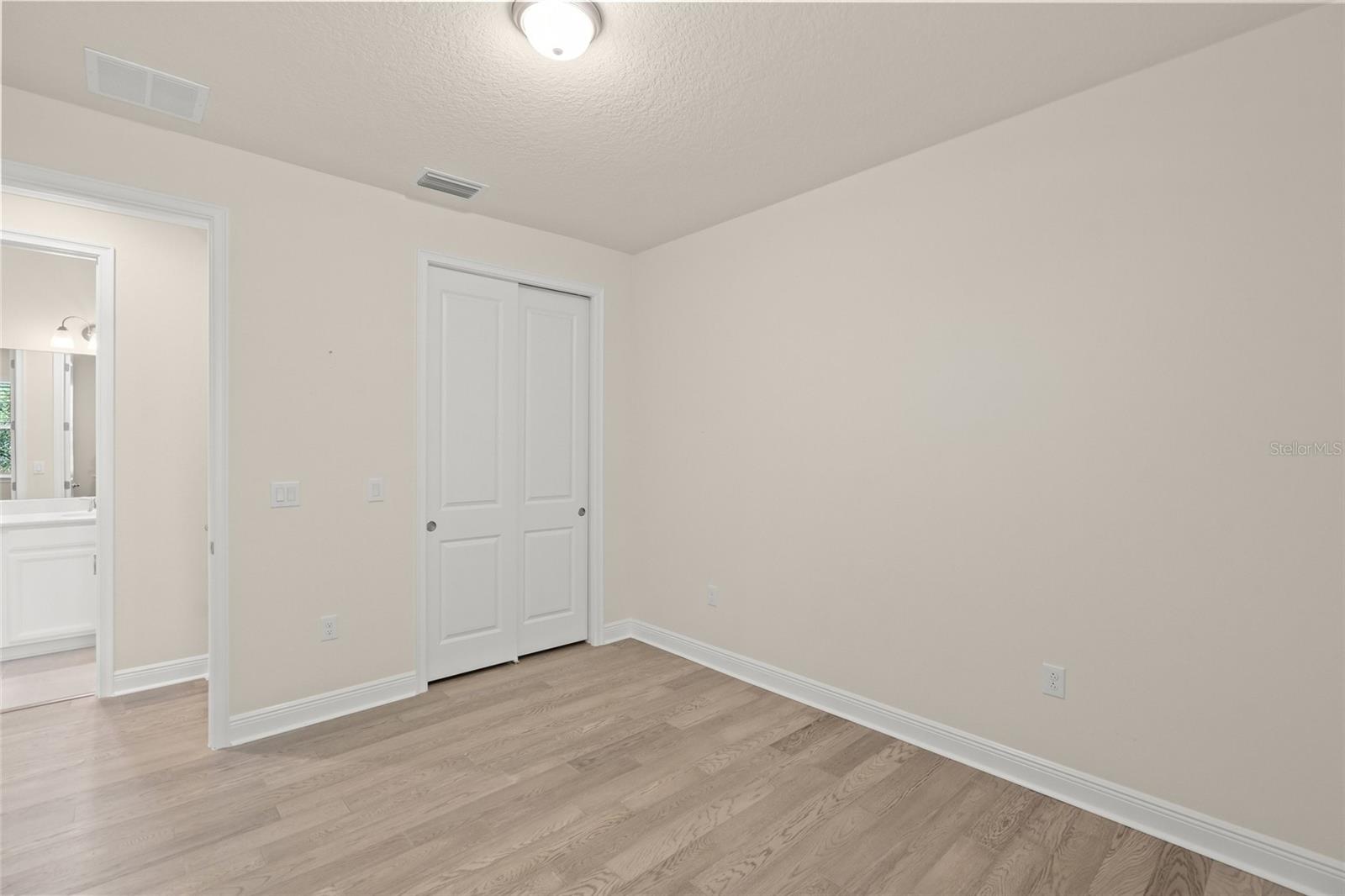 5690 Long Shore Loop Property Photo 29