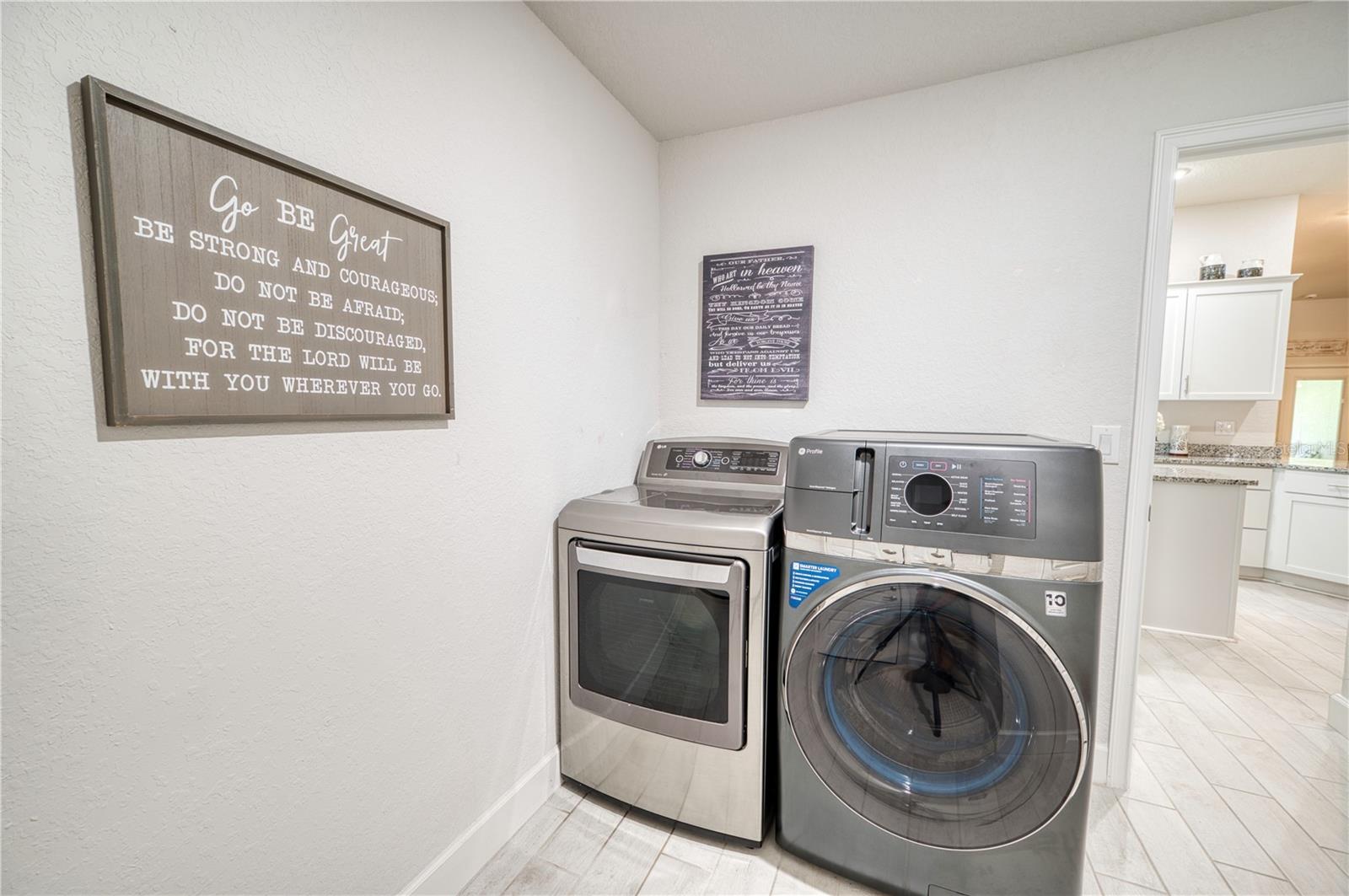 9406 43rd Ct E Property Photo 38