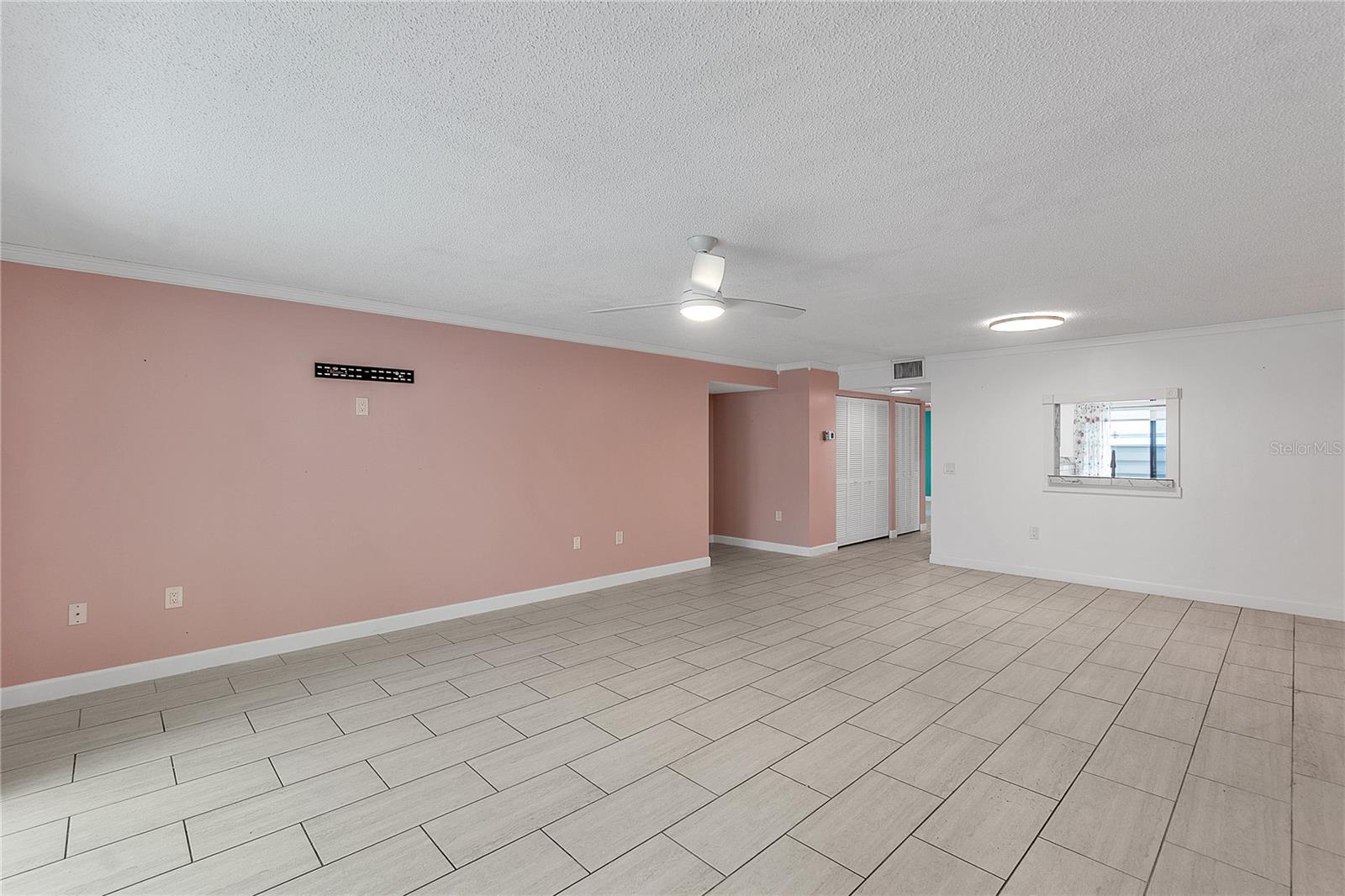 511 Lakeside Dr #511 Property Photo 11