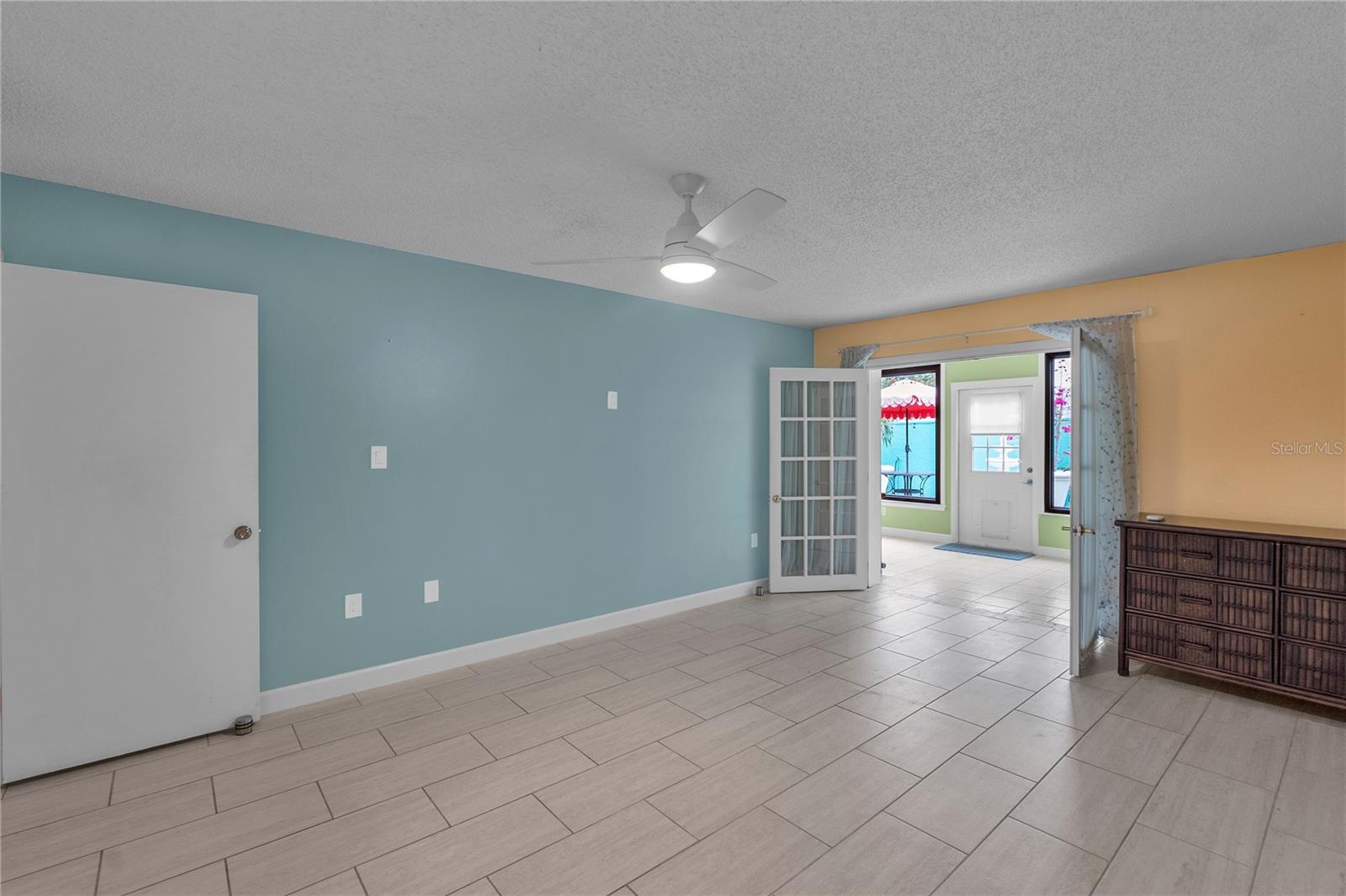 511 Lakeside Dr #511 Property Photo 14