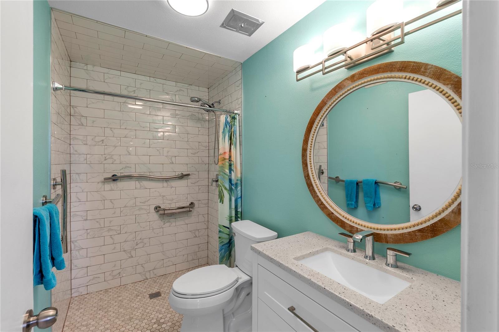 511 Lakeside Dr #511 Property Photo 20