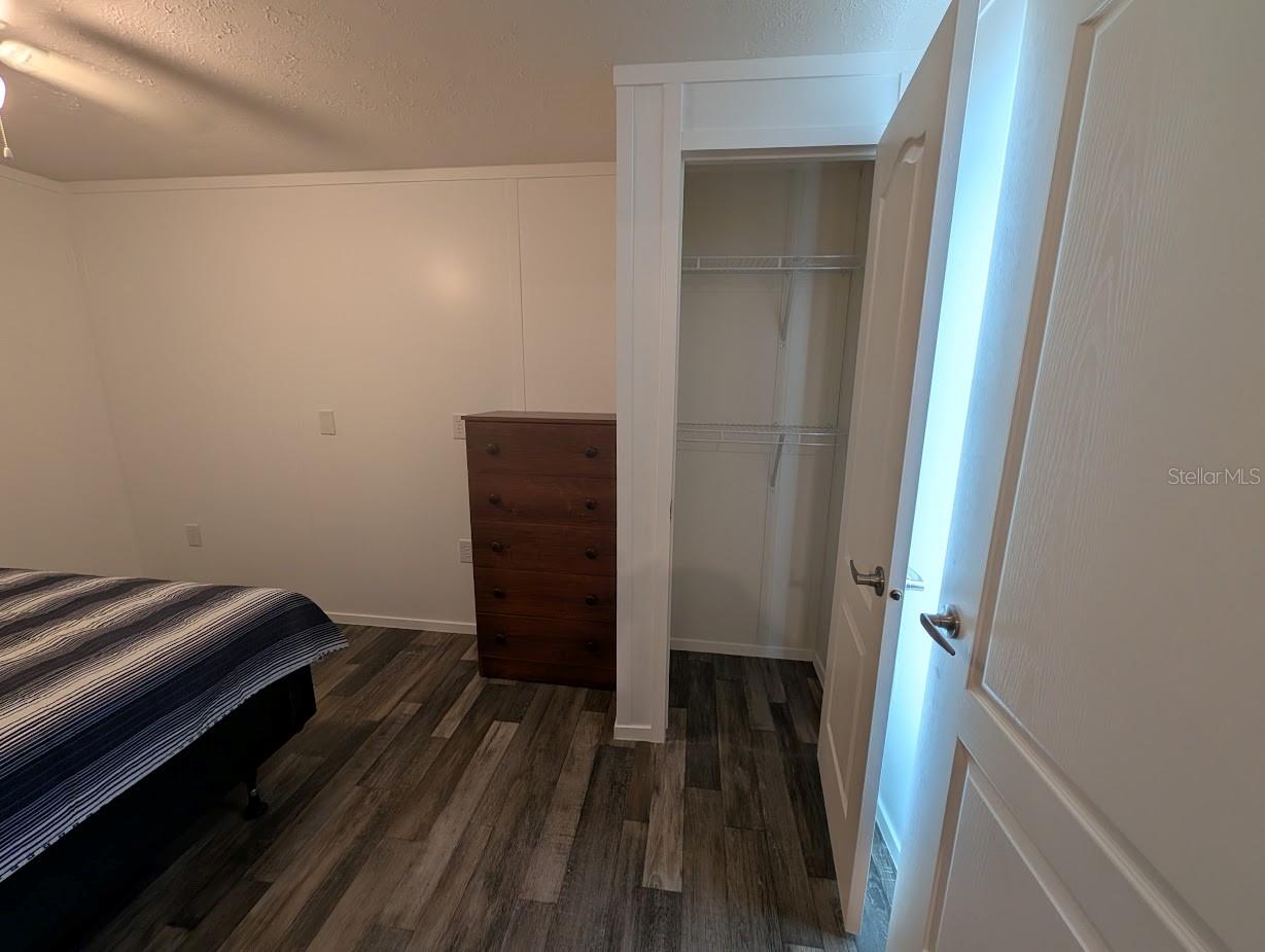 5700 Holiday Park Blvd Property Photo 19