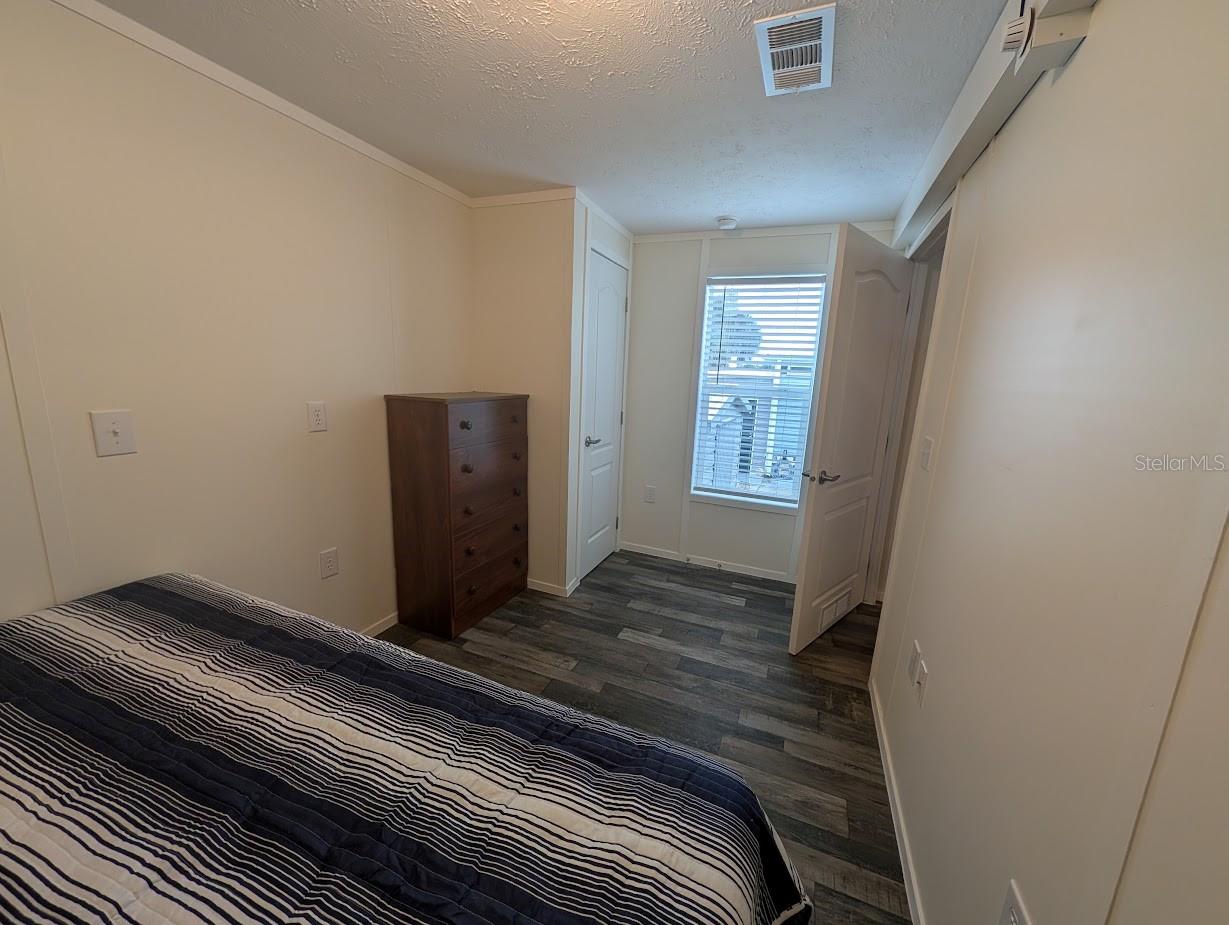 5700 Holiday Park Blvd Property Photo 25