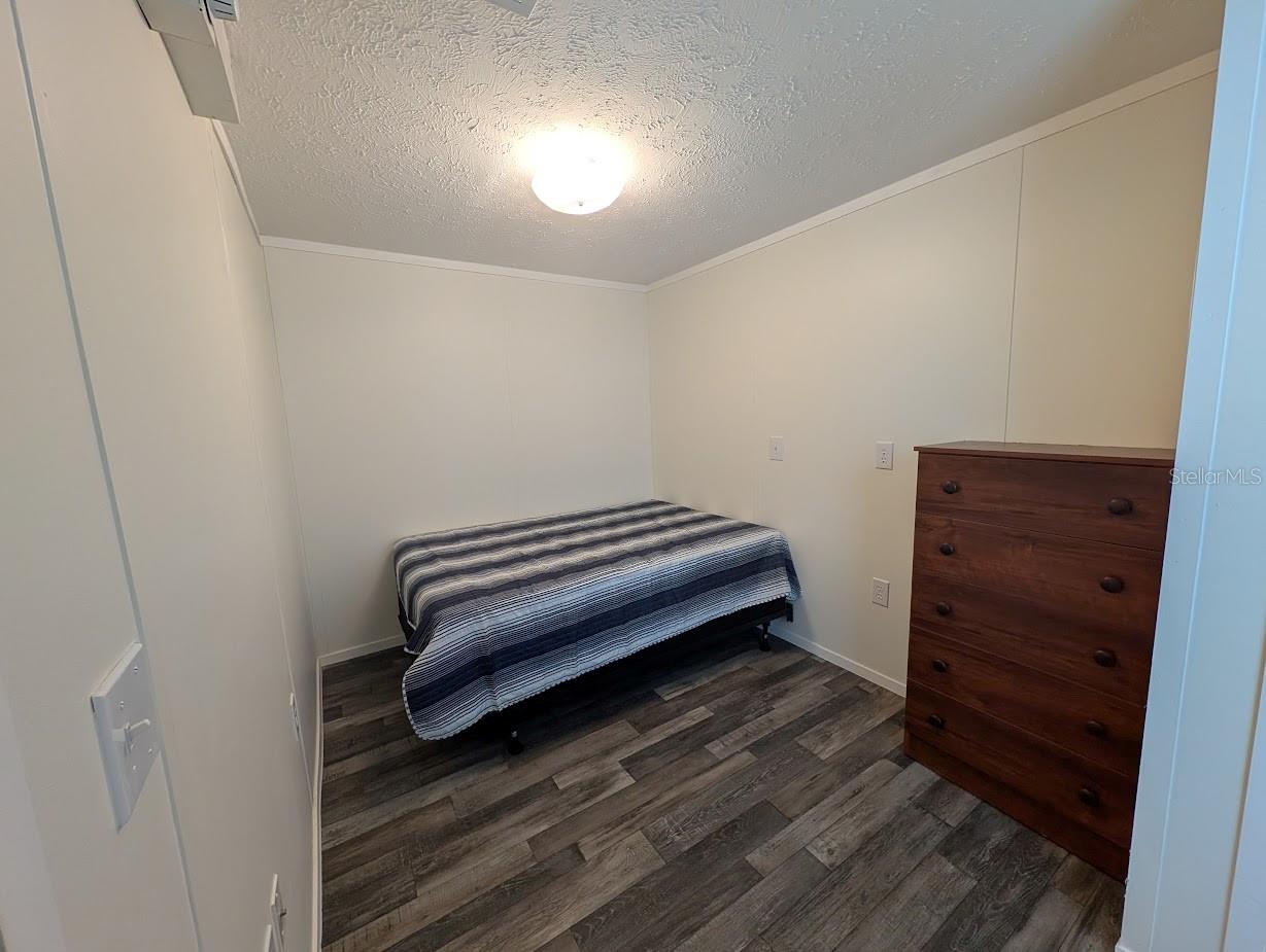 5700 Holiday Park Blvd Property Photo 26