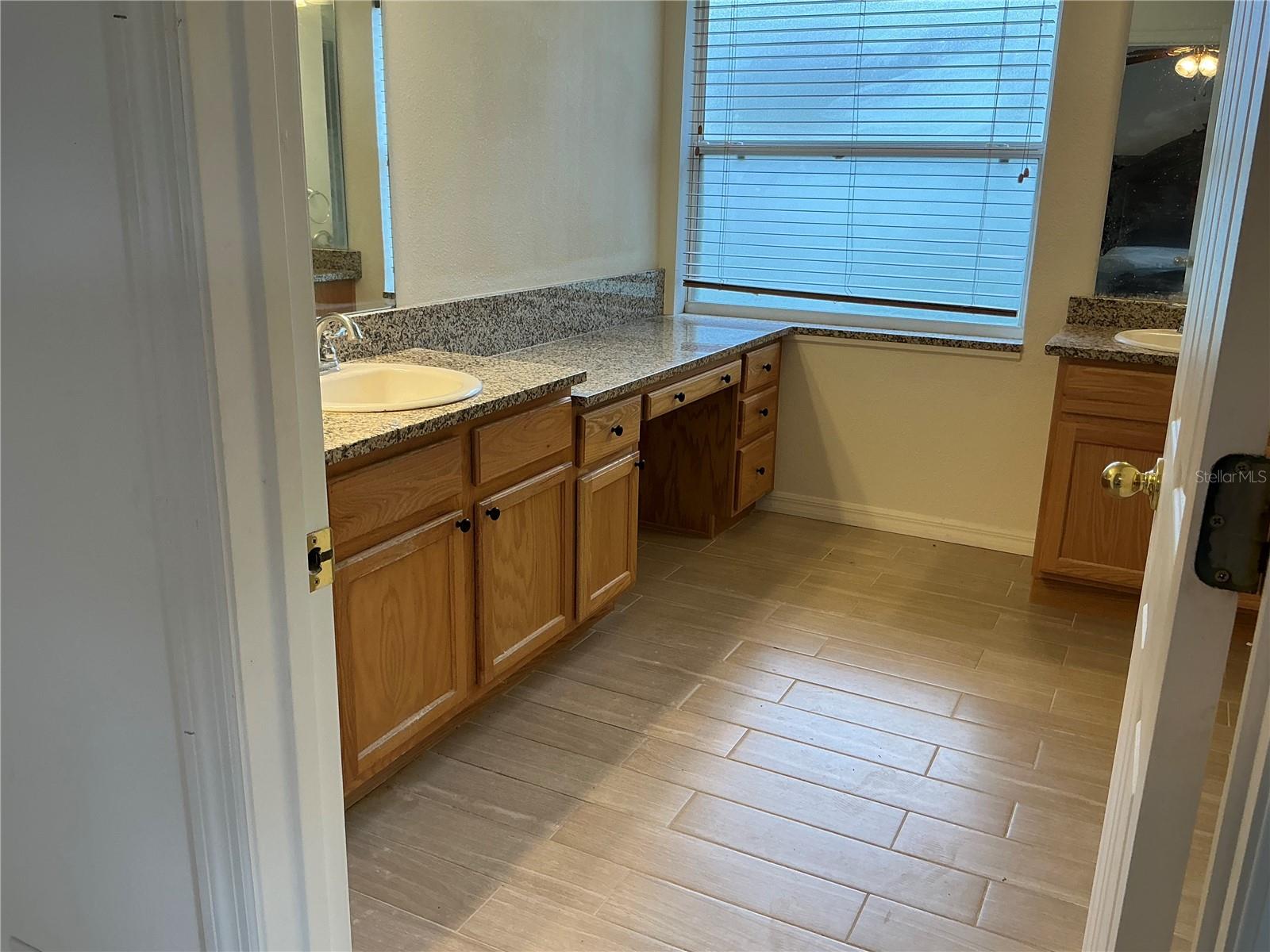 127 Aberdeen St Property Photo 8