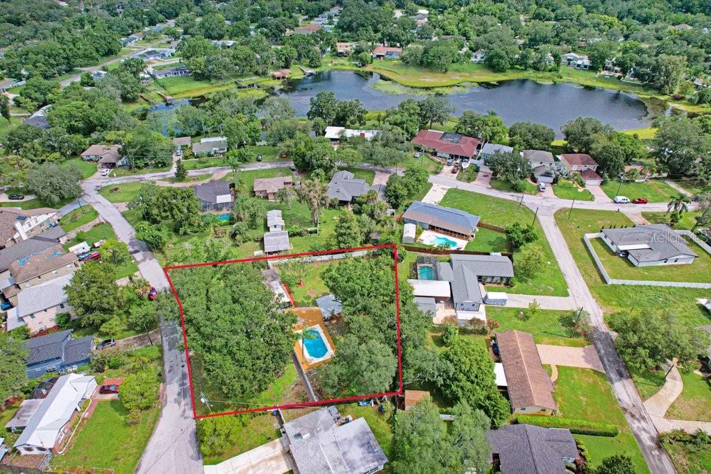 12113 Midlake Dr Property Photo 11