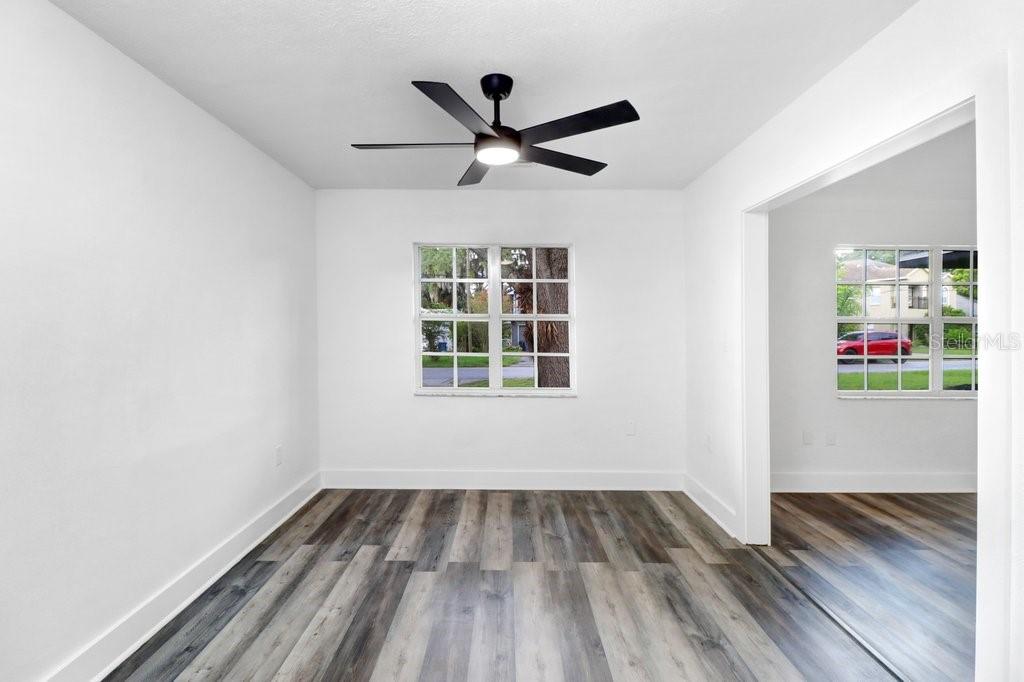 12113 Midlake Dr Property Photo 18