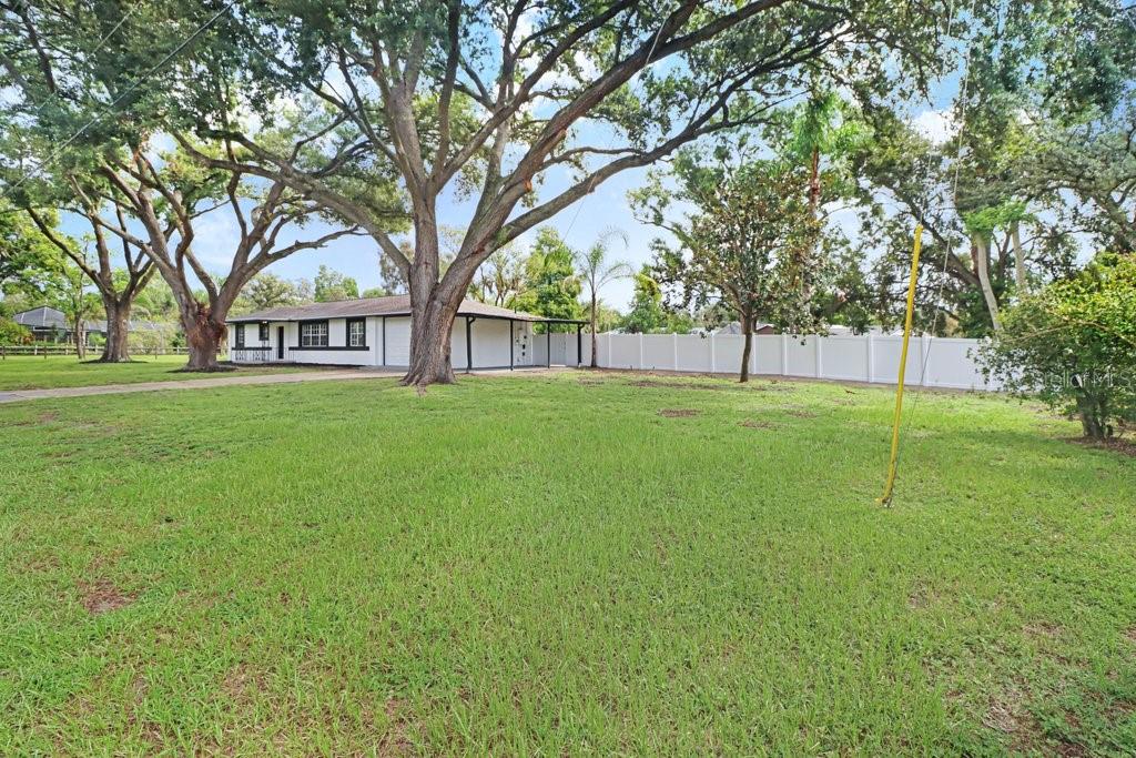 12113 Midlake Dr Property Photo 42