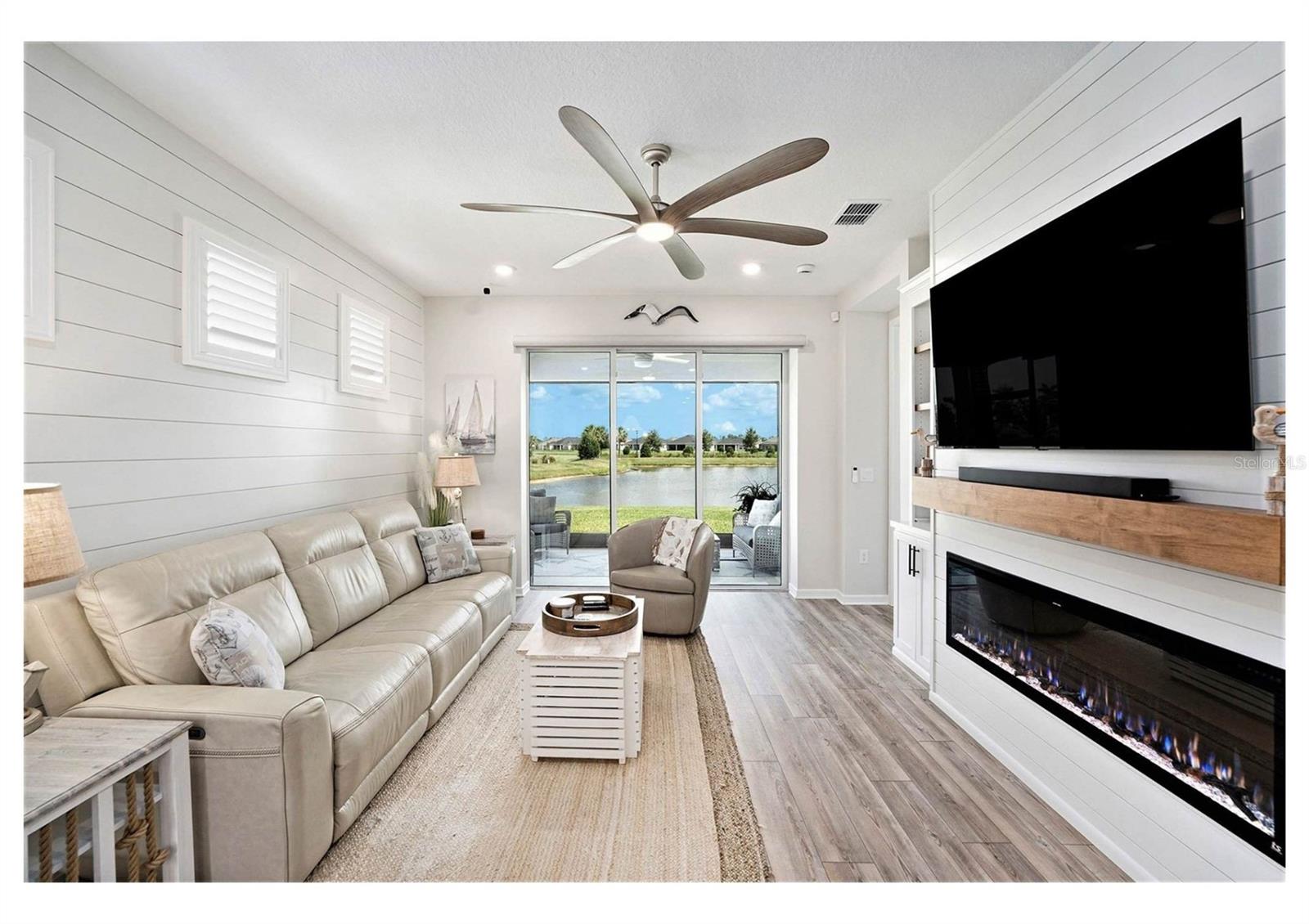 10418 Spring Tide Way Property Photo 4