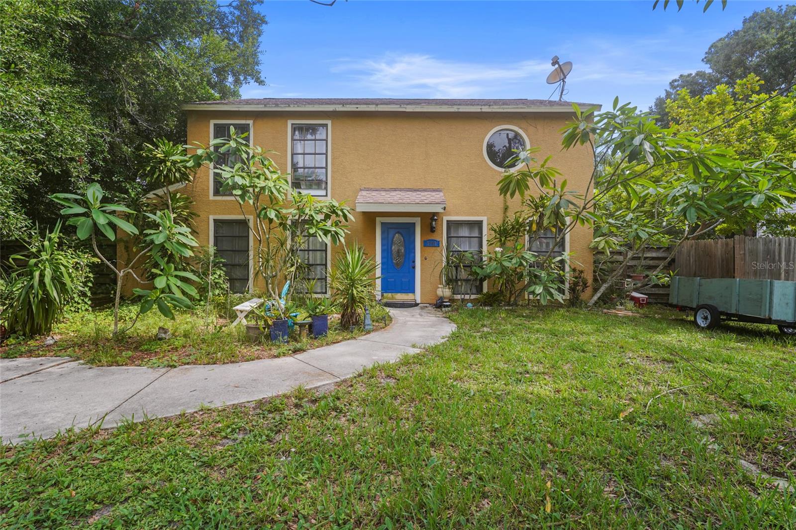 3153 MAIDEN LN Property Photo 1