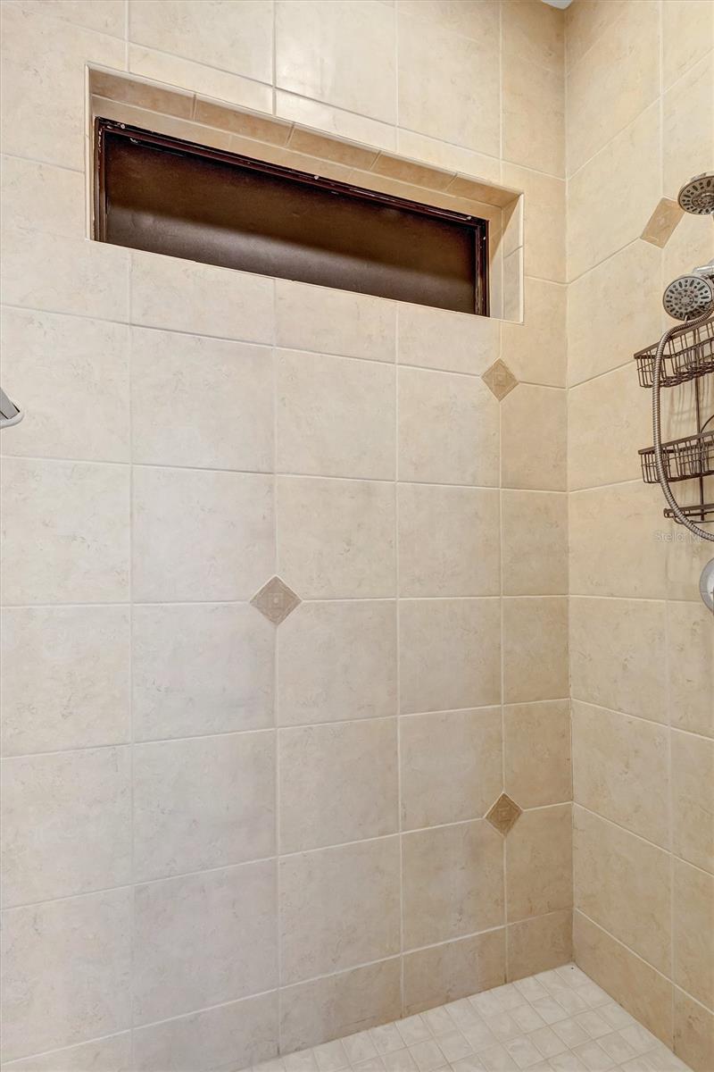 1911 148th Ct E Property Photo 23
