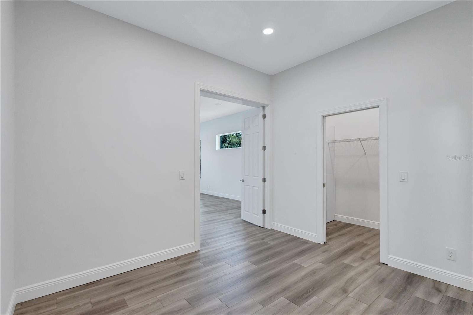 1911 148th Ct E Property Photo 24