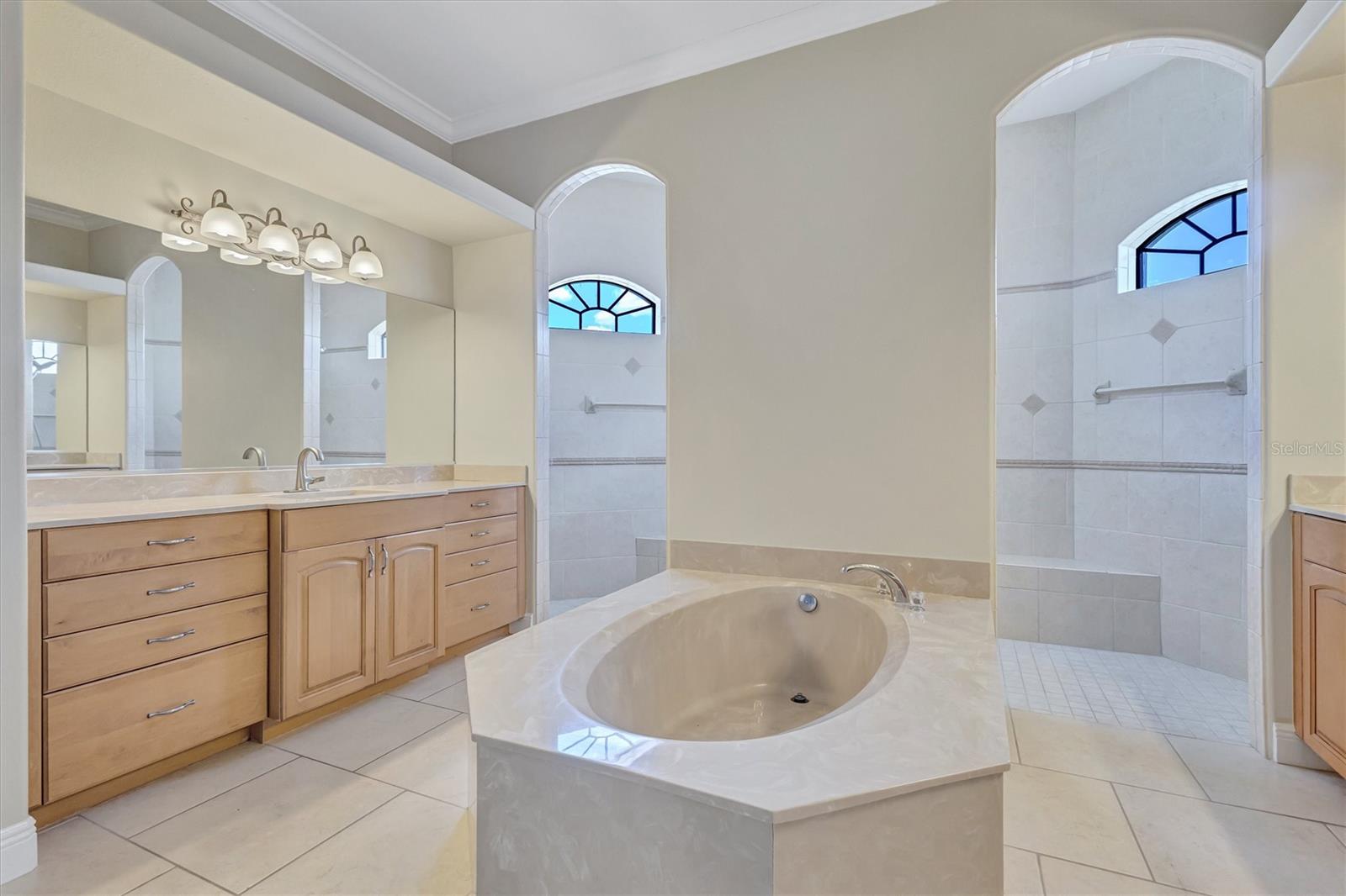 1911 148th Ct E Property Photo 39
