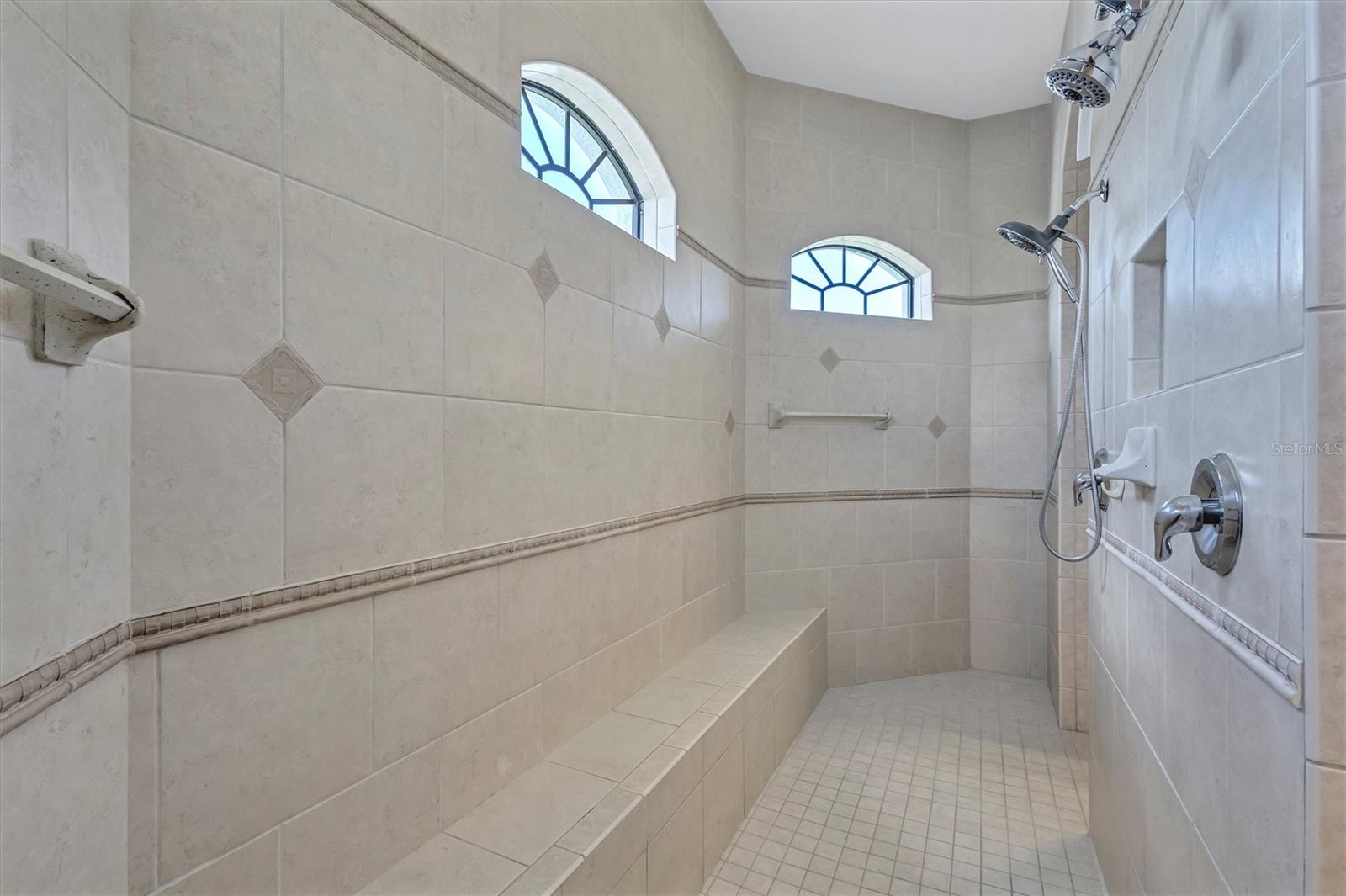 1911 148th Ct E Property Photo 41