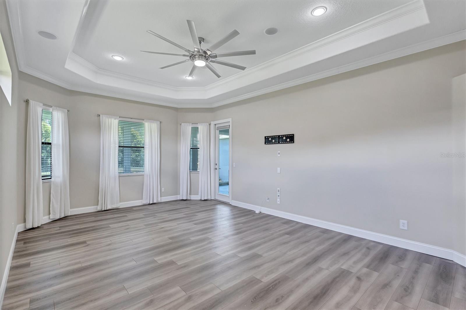 1911 148th Ct E Property Photo 43