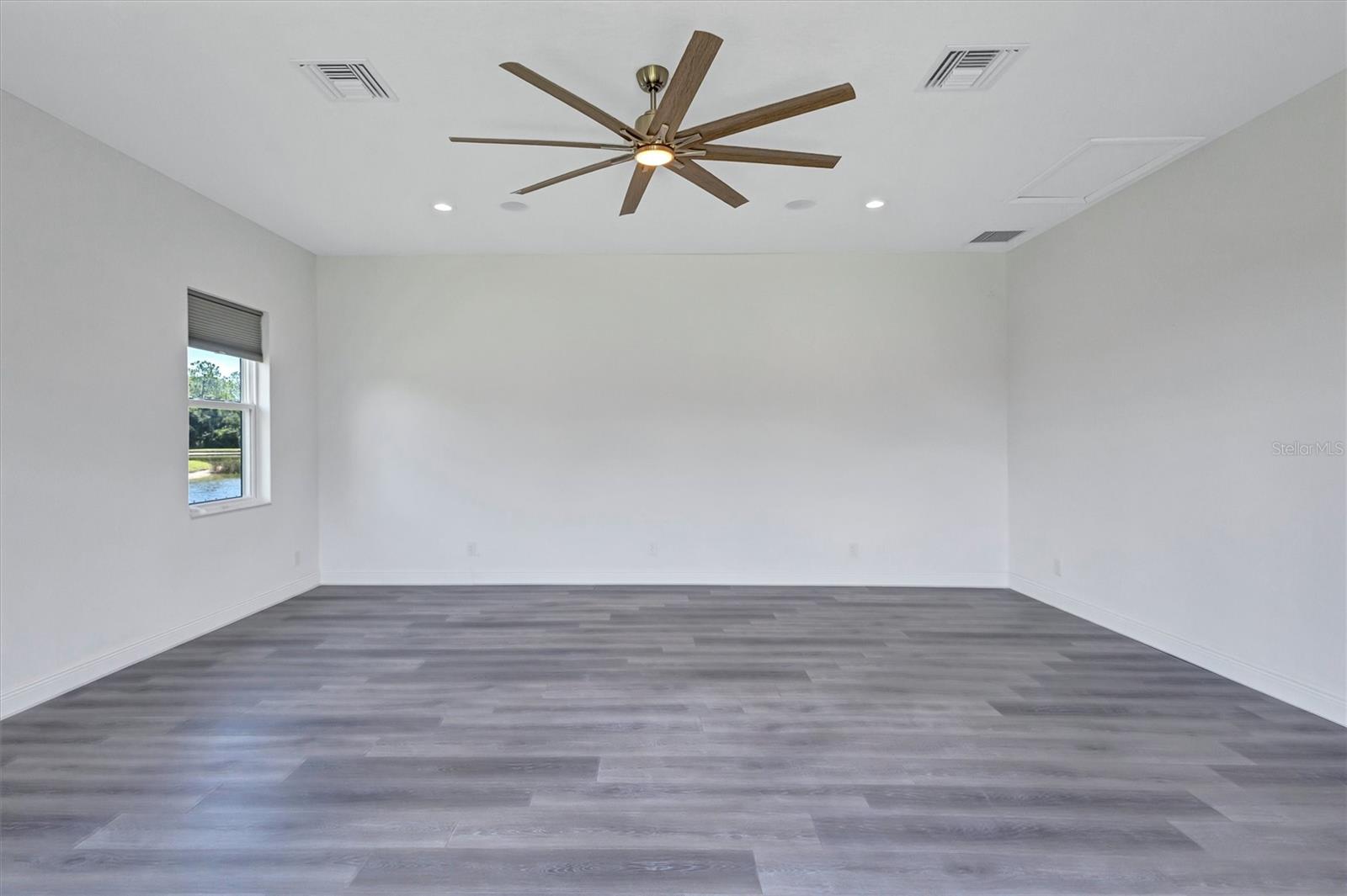 1911 148th Ct E Property Photo 56