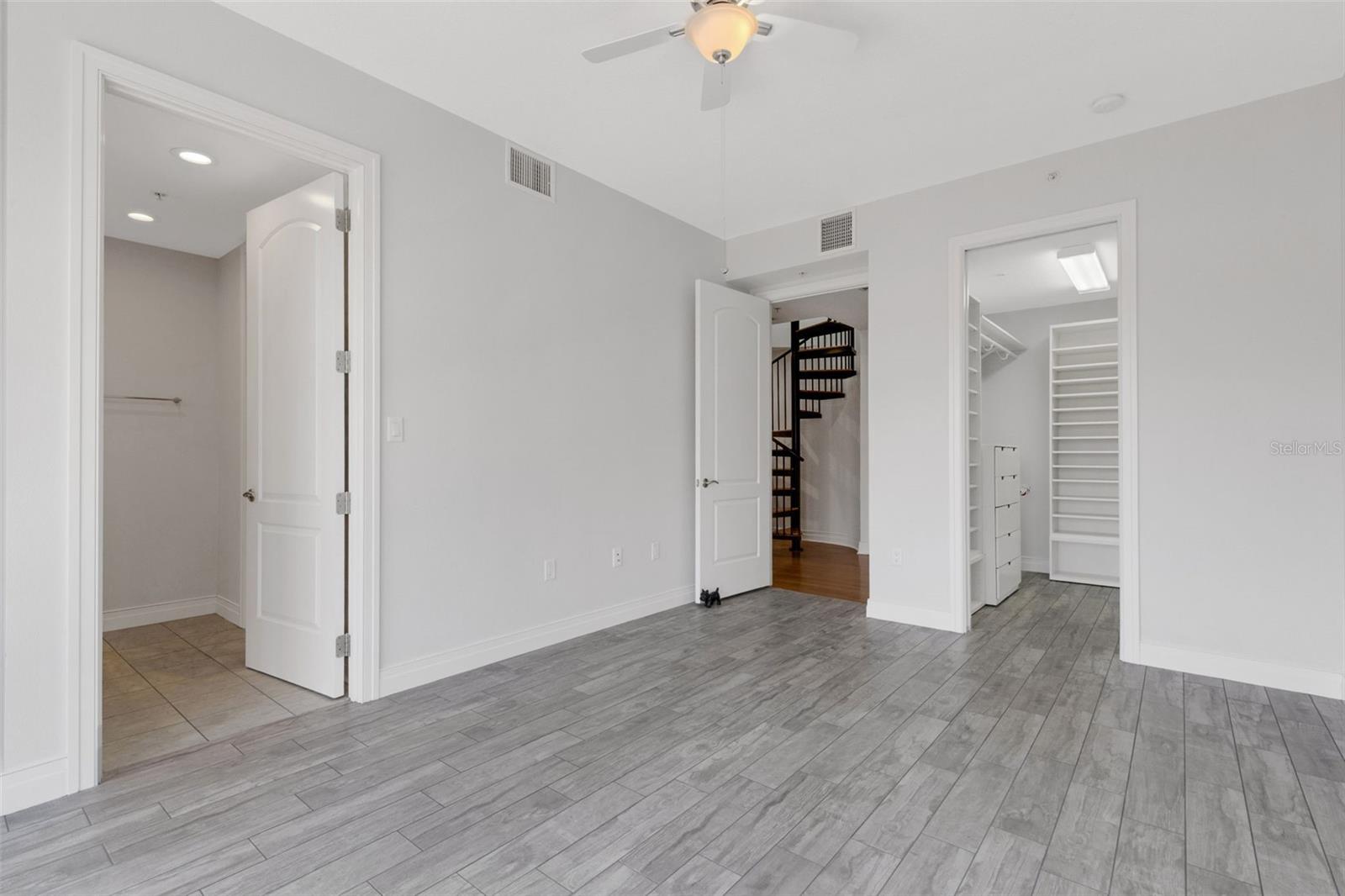 235 Cocoanut Ave #108b Property Photo 20