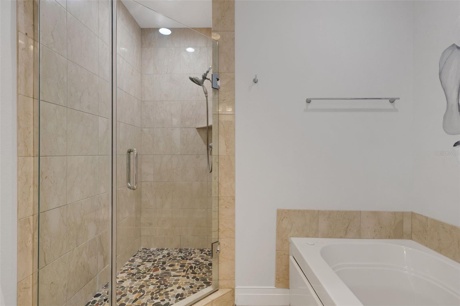 235 Cocoanut Ave #108b Property Photo 22