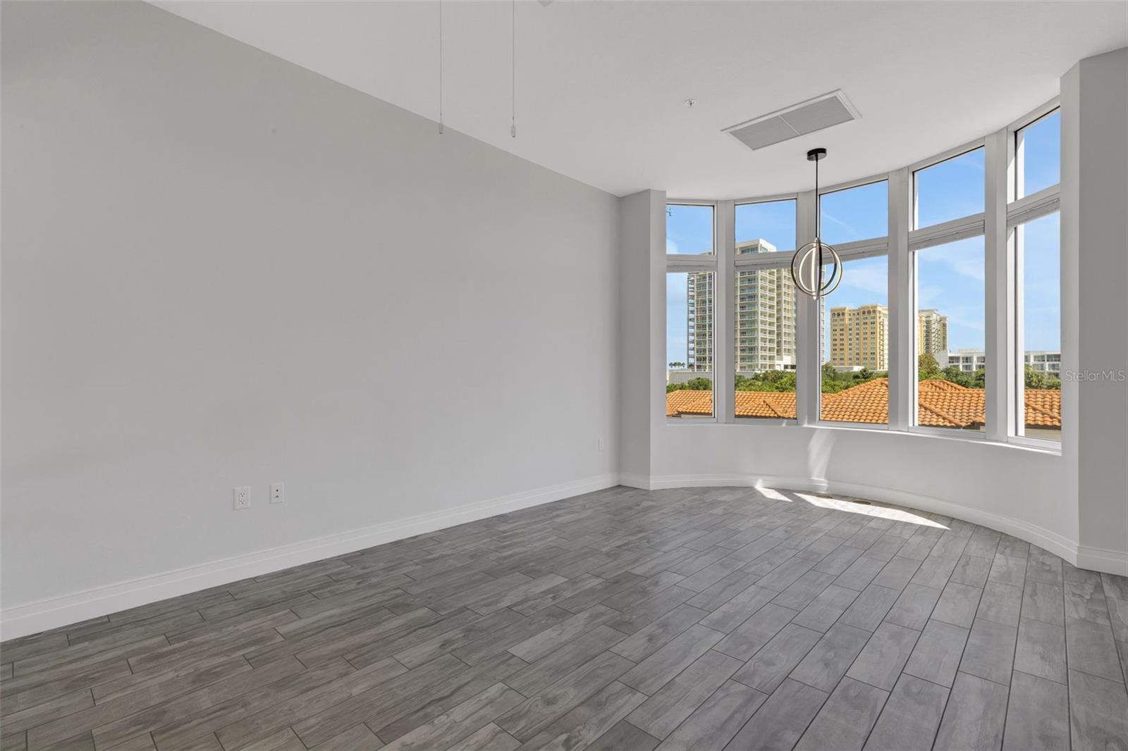 235 Cocoanut Ave #108b Property Photo 28