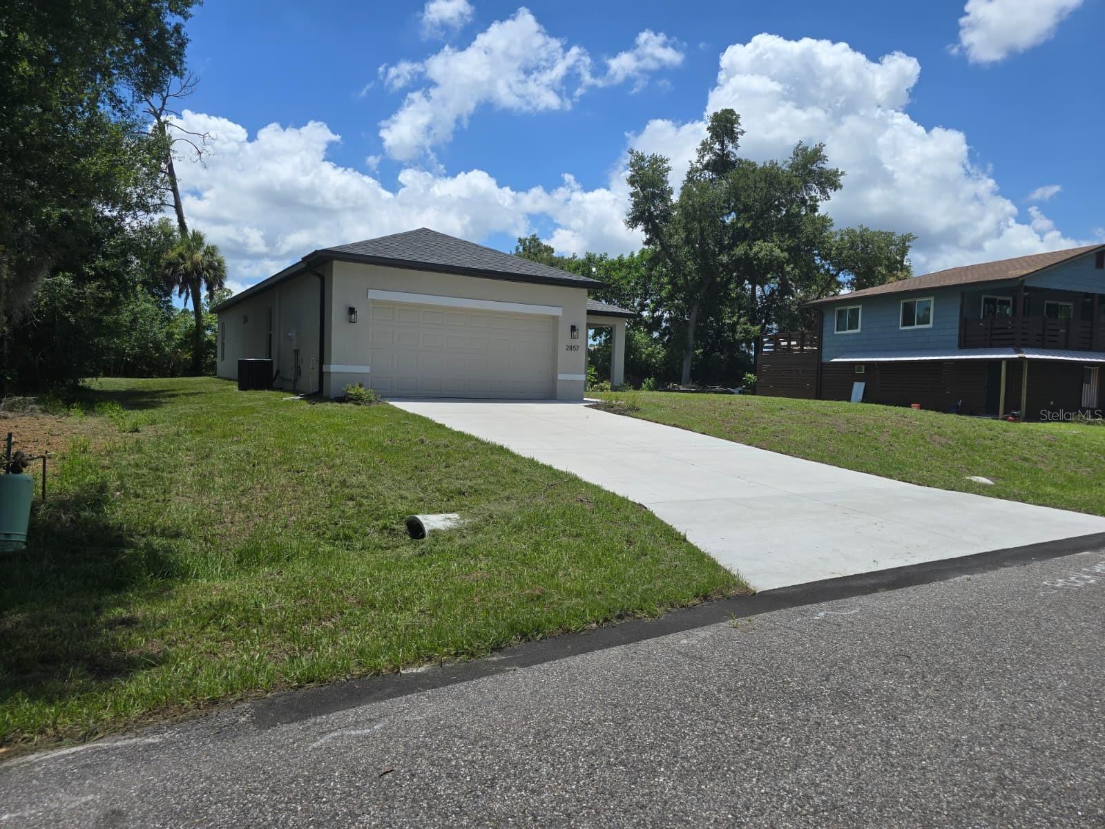 2857 Shady Ave Property Photo 2