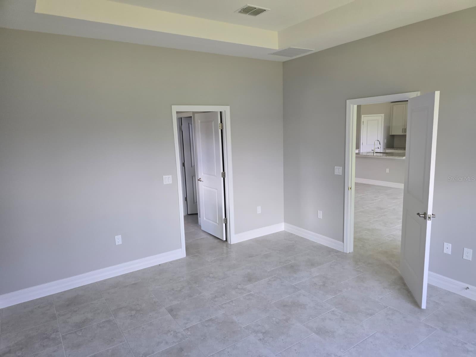 2857 Shady Ave Property Photo 5