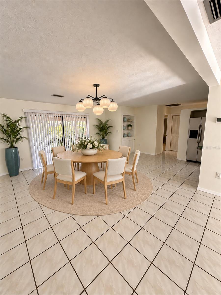 2516 E Milmar Dr Property Photo 5