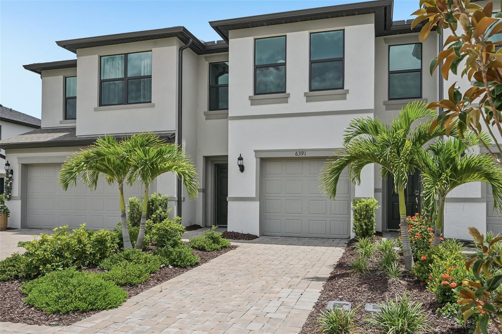 6391 Waterstone Pl Property Photo 4