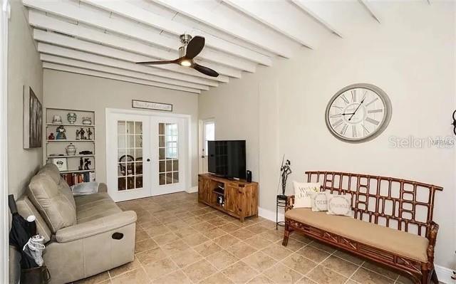 5909 Albert Pl Property Photo 9