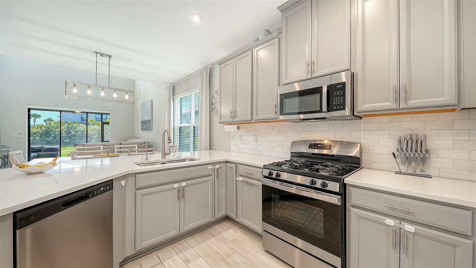 15336 Isla Palma Ln Property Photo 10