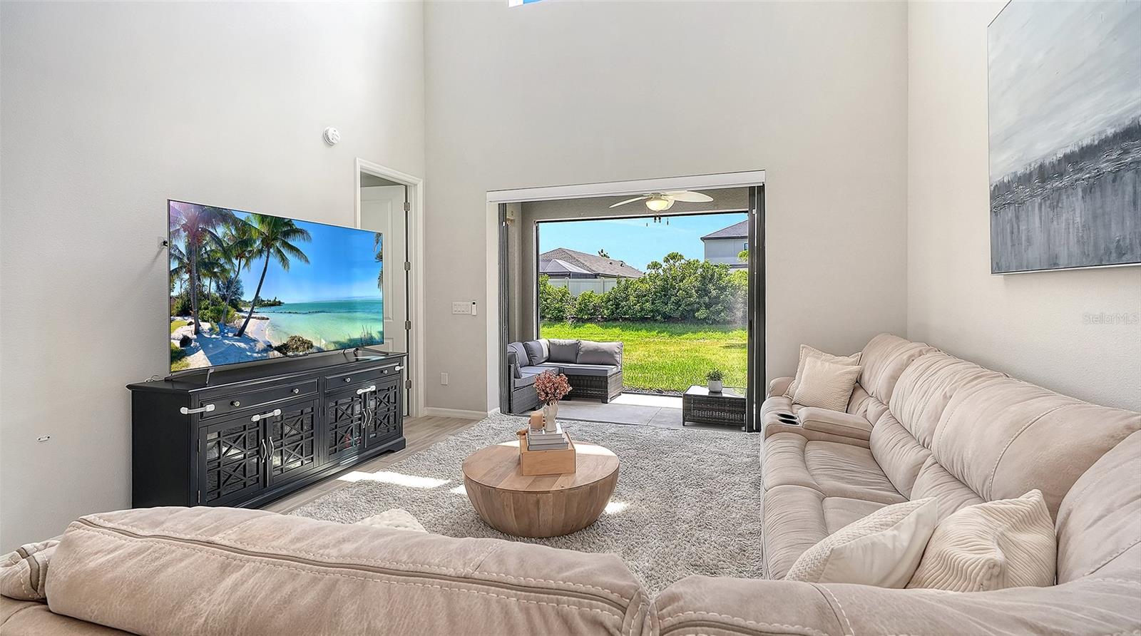 15336 Isla Palma Ln Property Photo 16