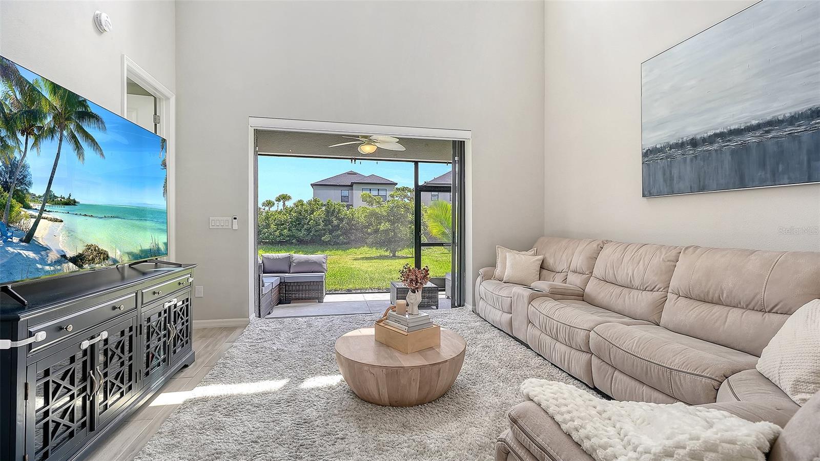 15336 Isla Palma Ln Property Photo 17