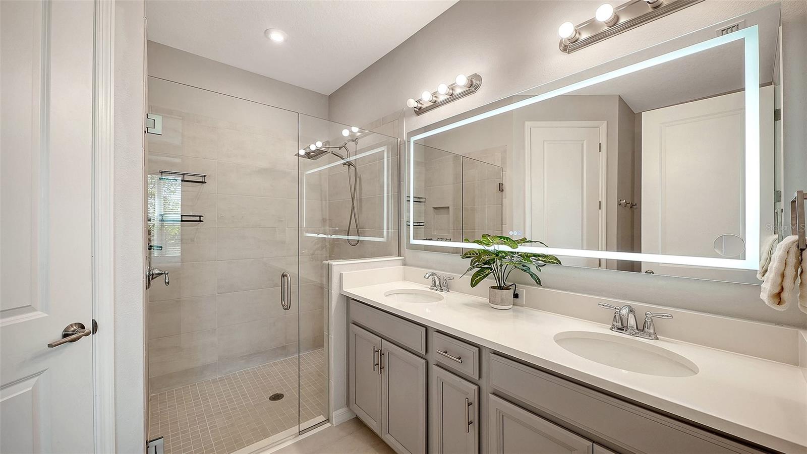 15336 Isla Palma Ln Property Photo 23