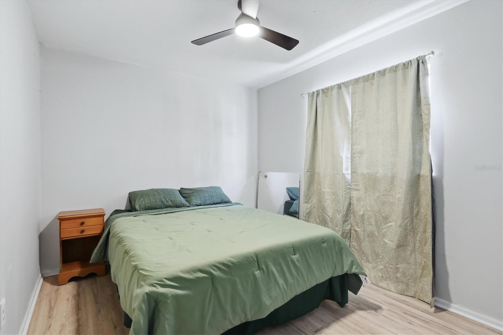 1805 Marbeth St #1805/1807 Property Photo 6