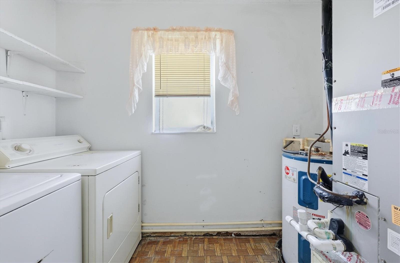 1805 Marbeth St #1805/1807 Property Photo 17