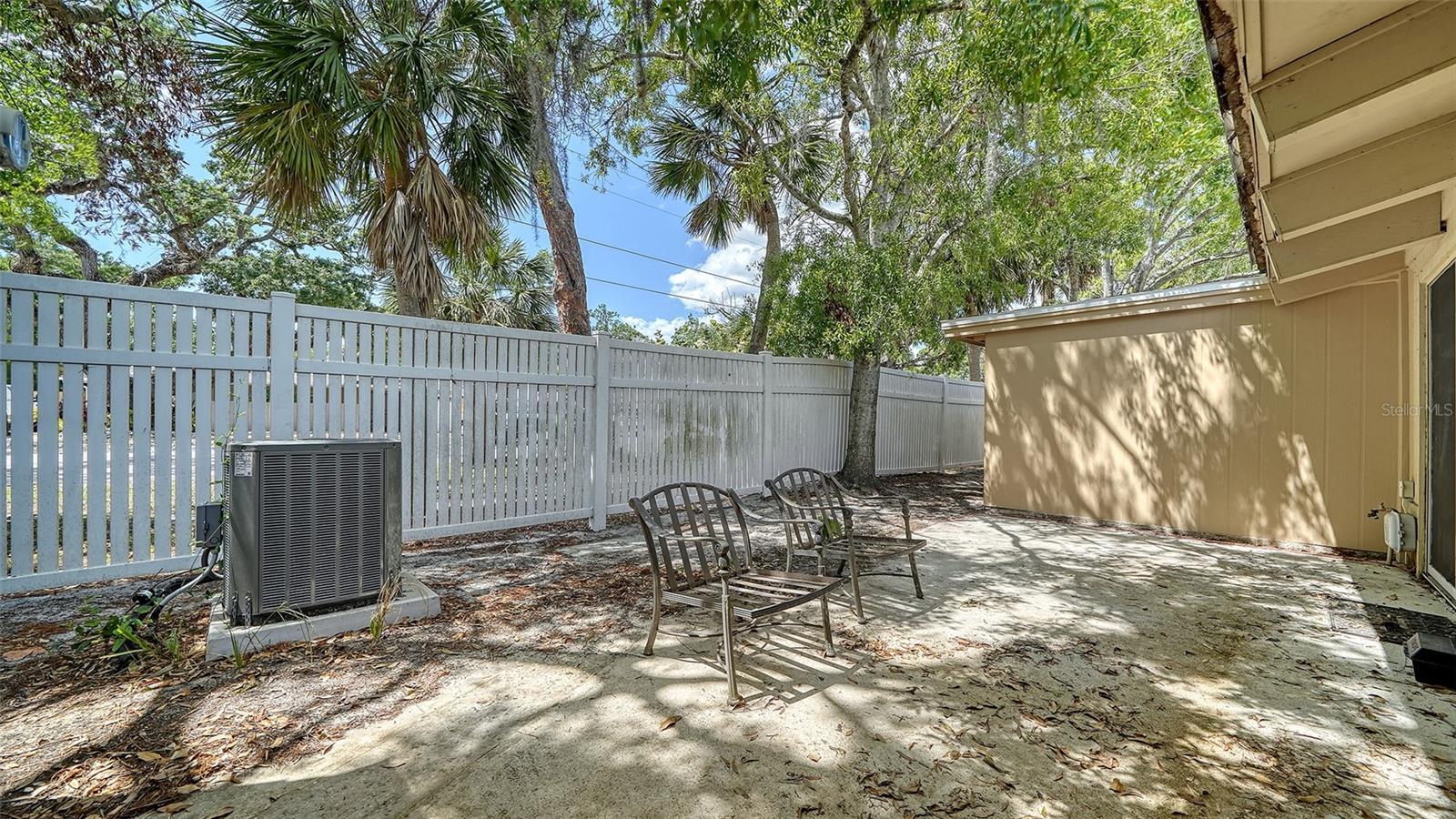 500 N Jefferson Ave #b-5 Property Photo 23
