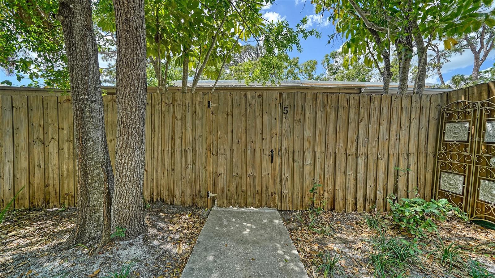 500 N Jefferson Ave #b-5 Property Photo 24