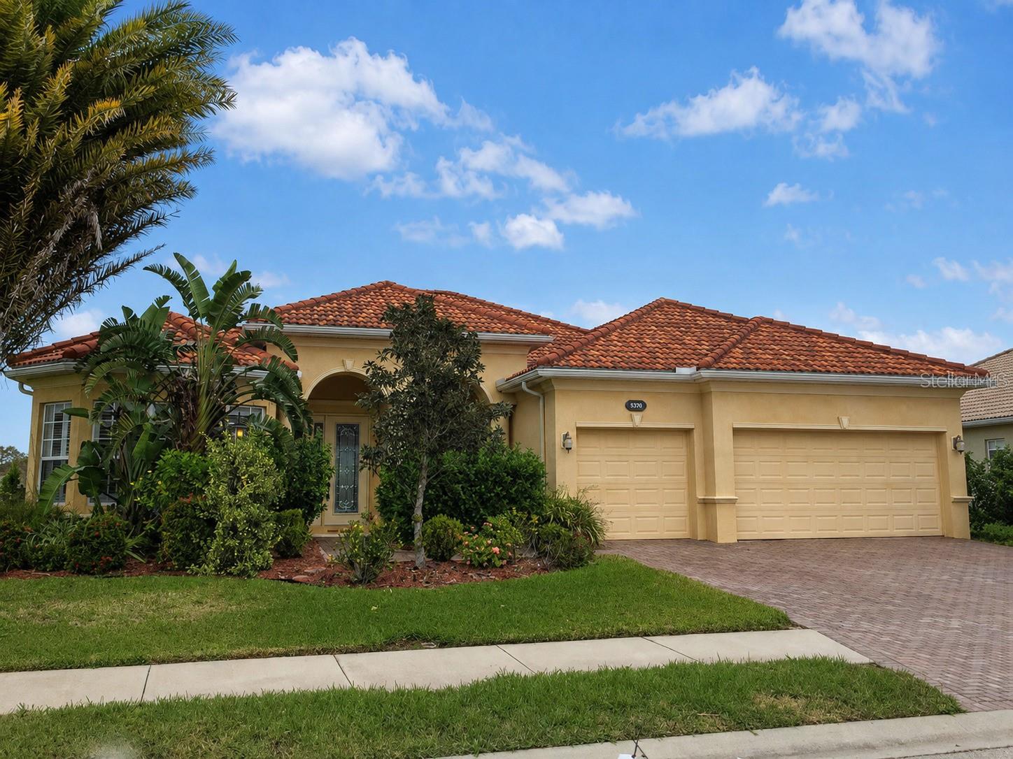 5570 ROCK DOVE DR Property Photo 1