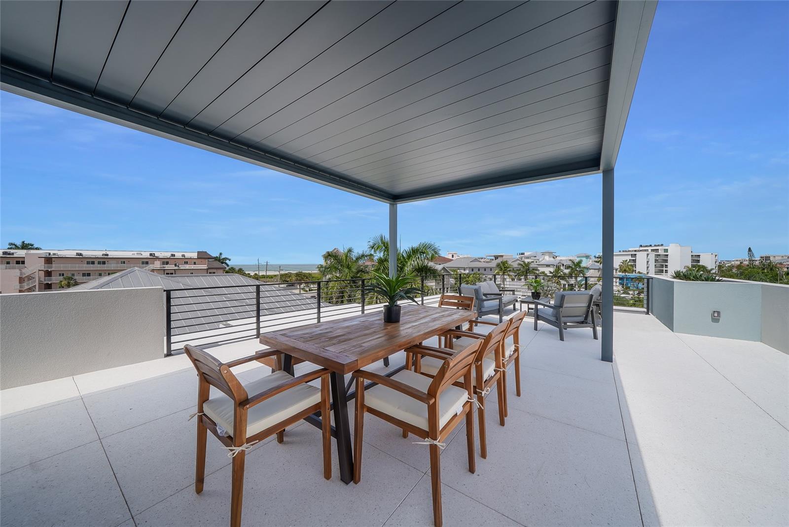 5547 Avenida Del Mare Property Photo 6