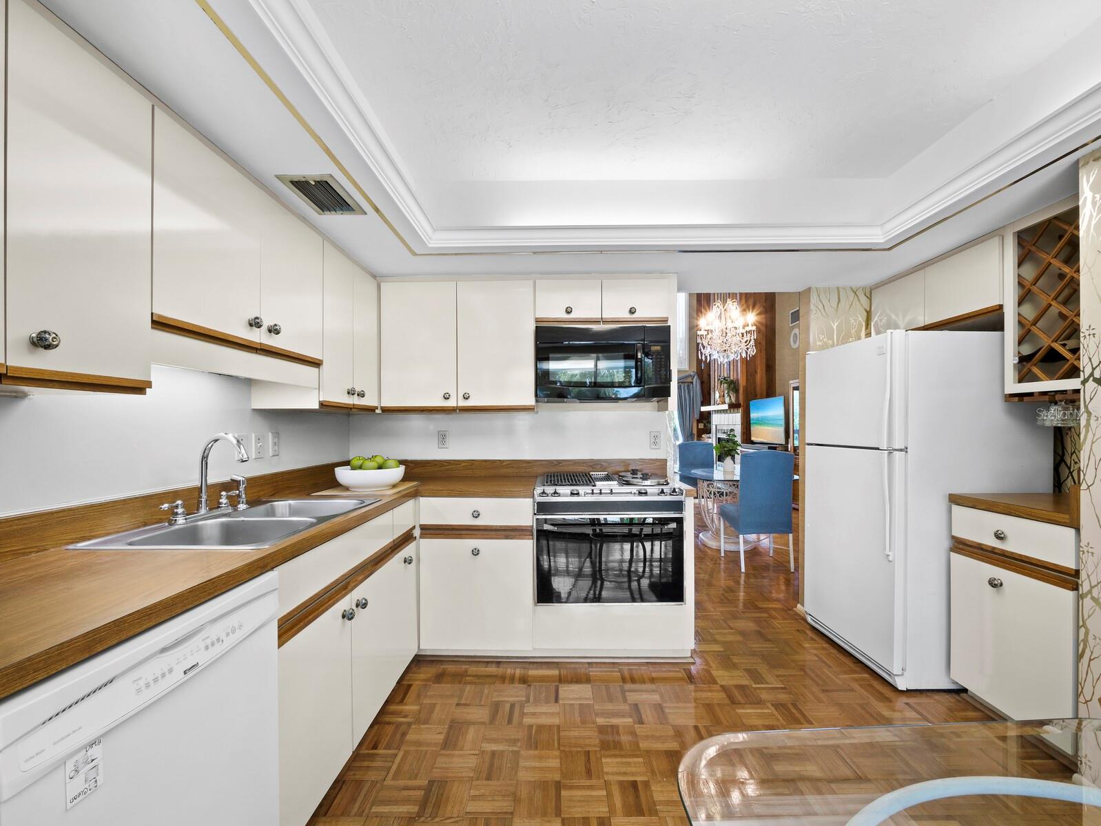 4114 Roberts Point Cir Property Photo 12