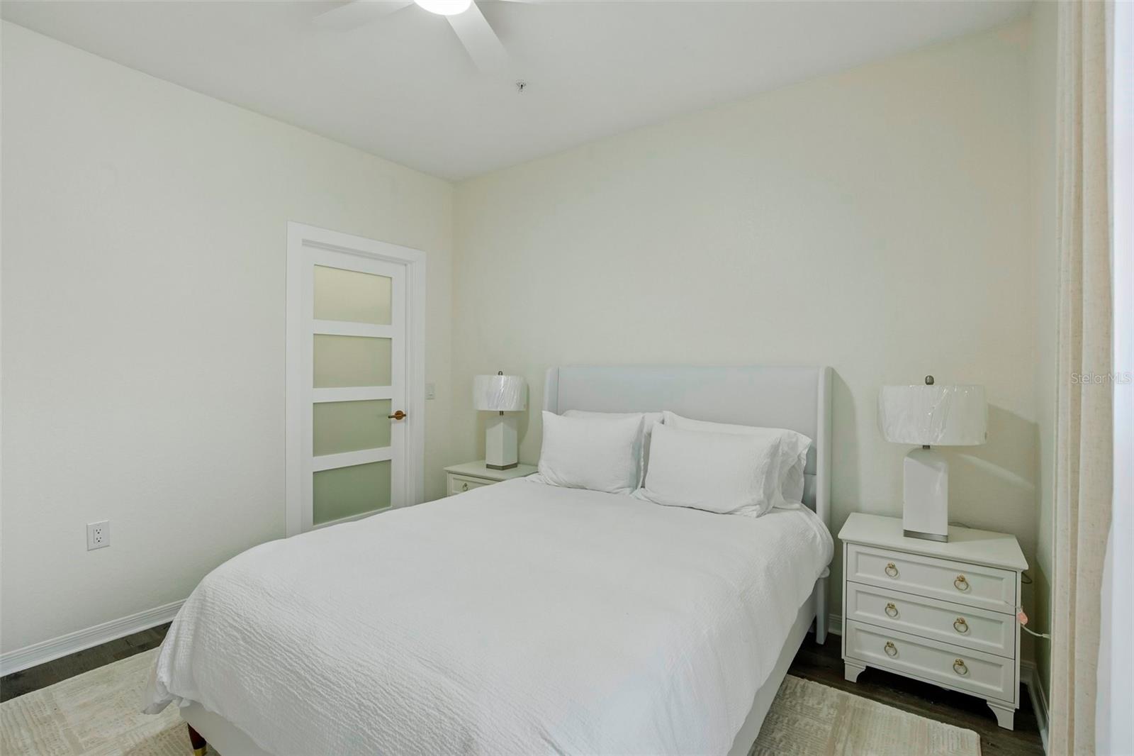 5174 Northridge Rd #104 Property Photo 24